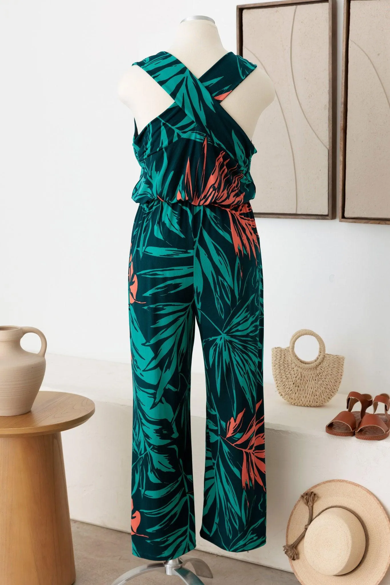 Plus Size Sleeveless All over Print Criss Cross Jumpsuit